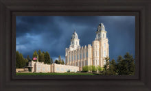 Load image into Gallery viewer, Manti - Stormy Skies
