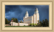 Load image into Gallery viewer, Manti - Stormy Skies
