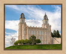 Load image into Gallery viewer, Manti Pageant Hill
