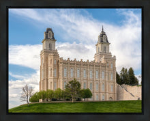 Load image into Gallery viewer, Manti Pageant Hill
