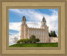Load image into Gallery viewer, Manti Pageant Hill
