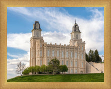 Load image into Gallery viewer, Manti Pageant Hill
