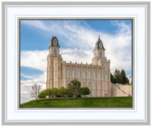 Load image into Gallery viewer, Manti Pageant Hill
