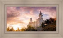 Load image into Gallery viewer, Manti Sunset Panorama
