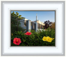 Load image into Gallery viewer, Memphis Flowers
