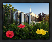 Load image into Gallery viewer, Memphis Flowers
