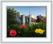 Load image into Gallery viewer, Memphis Flowers
