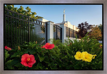 Load image into Gallery viewer, Memphis Flowers
