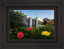Load image into Gallery viewer, Memphis Flowers
