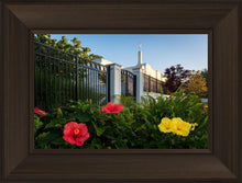 Load image into Gallery viewer, Memphis Flowers
