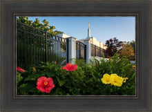 Load image into Gallery viewer, Memphis Flowers
