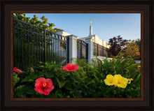 Load image into Gallery viewer, Memphis Flowers
