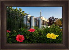 Load image into Gallery viewer, Memphis Flowers
