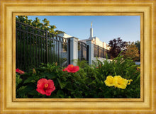 Load image into Gallery viewer, Memphis Flowers
