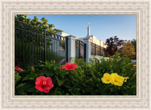 Load image into Gallery viewer, Memphis Flowers
