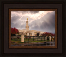 Load image into Gallery viewer, Monticello Breaking Storm
