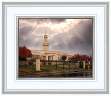 Load image into Gallery viewer, Monticello Breaking Storm
