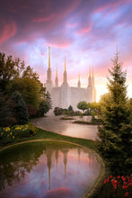 Load image into Gallery viewer, Washington DC Reflections Into Eternity
