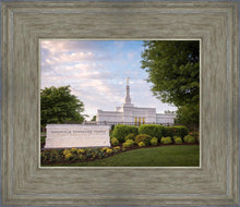 Load image into Gallery viewer, Nashville Late Afternoon
