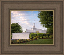 Load image into Gallery viewer, Nashville Late Afternoon
