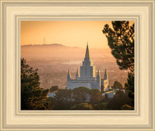 Load image into Gallery viewer, Golden Oakland
