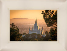 Load image into Gallery viewer, Golden Oakland
