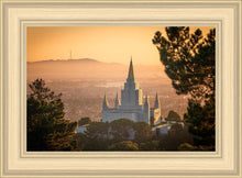 Load image into Gallery viewer, Golden Oakland
