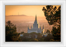 Load image into Gallery viewer, Golden Oakland
