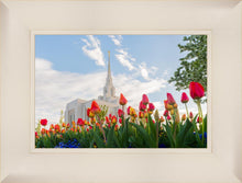 Load image into Gallery viewer, Ogden Flowers
