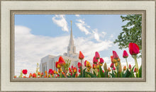 Load image into Gallery viewer, Ogden Flowers
