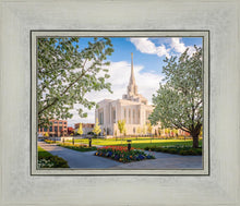 Load image into Gallery viewer, Ogden Grounds
