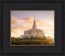 Load image into Gallery viewer, Golden Payson Panorama

