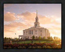 Load image into Gallery viewer, Golden Payson Panorama
