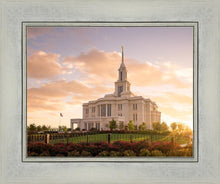 Load image into Gallery viewer, Golden Payson Panorama
