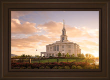 Load image into Gallery viewer, Golden Payson Panorama
