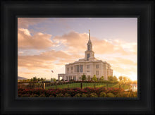 Load image into Gallery viewer, Golden Payson Panorama
