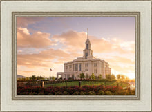Load image into Gallery viewer, Golden Payson Panorama
