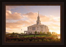 Load image into Gallery viewer, Golden Payson Panorama

