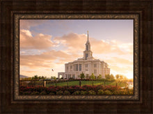 Load image into Gallery viewer, Golden Payson Panorama
