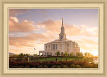 Load image into Gallery viewer, Golden Payson Panorama
