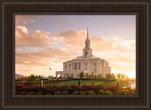 Load image into Gallery viewer, Golden Payson Panorama
