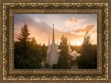Load image into Gallery viewer, Portland High Glow
