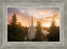 Load image into Gallery viewer, Portland High Glow
