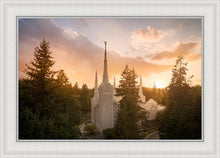 Load image into Gallery viewer, Portland High Glow
