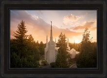 Load image into Gallery viewer, Portland High Glow
