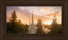 Load image into Gallery viewer, Portland High Glow
