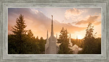 Load image into Gallery viewer, Portland High Glow

