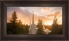 Load image into Gallery viewer, Portland High Glow
