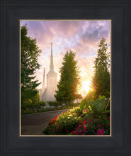 Load image into Gallery viewer, Portland Garden Circle
