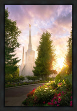 Load image into Gallery viewer, Portland Garden Circle
